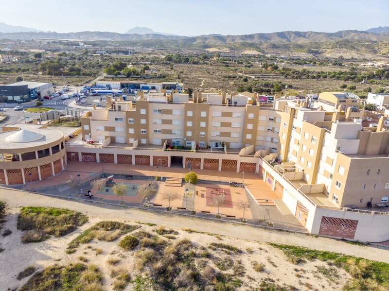 Edificio residencial en El Campello, Alicante en venta Foto de la construcción- Imagen 1 de 2