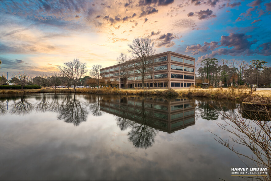 240 Corporate Blvd, Norfolk, VA en venta - Foto del edificio - Imagen 2 de 24