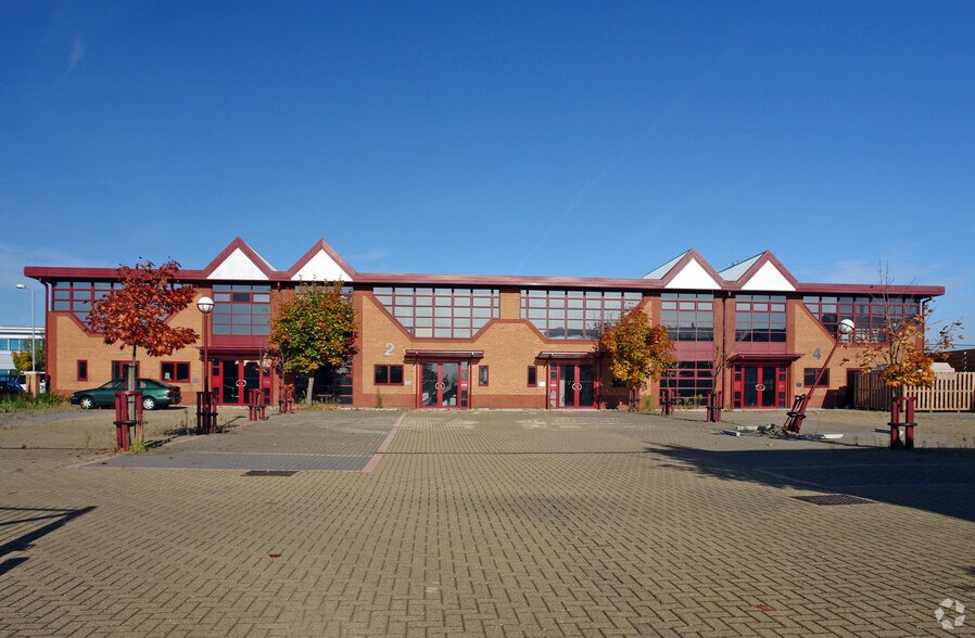 1-4 Ashton Rd, Romford en venta - Foto del edificio - Imagen 2 de 11