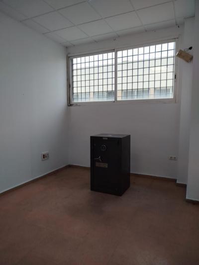 Nave en Córdoba, Córdoba en venta - Foto del interior - Imagen 1 de 10