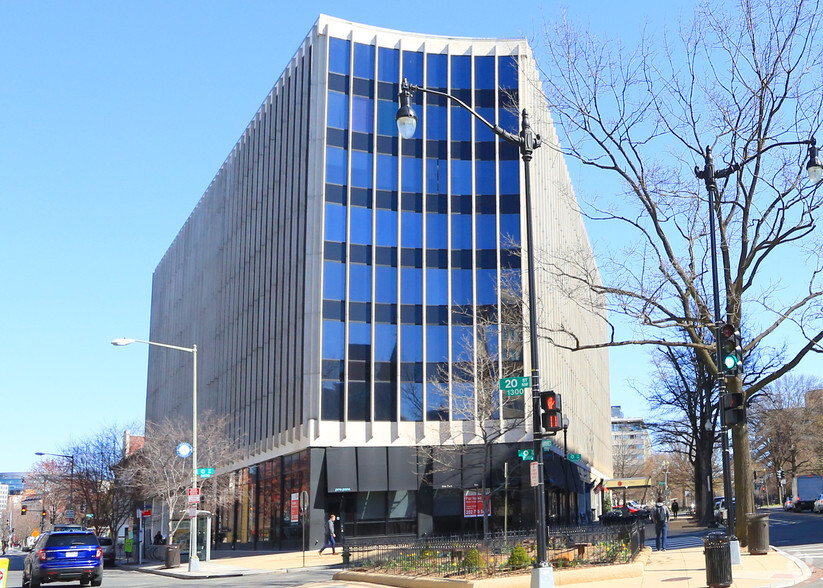 1 DuPont Cir NW, Washington, DC en alquiler - Foto del edificio - Imagen 3 de 20