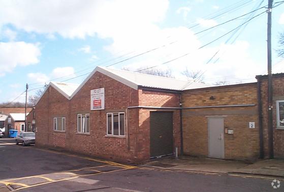 Church Rd, Romford en alquiler - Foto del edificio - Imagen 2 de 4