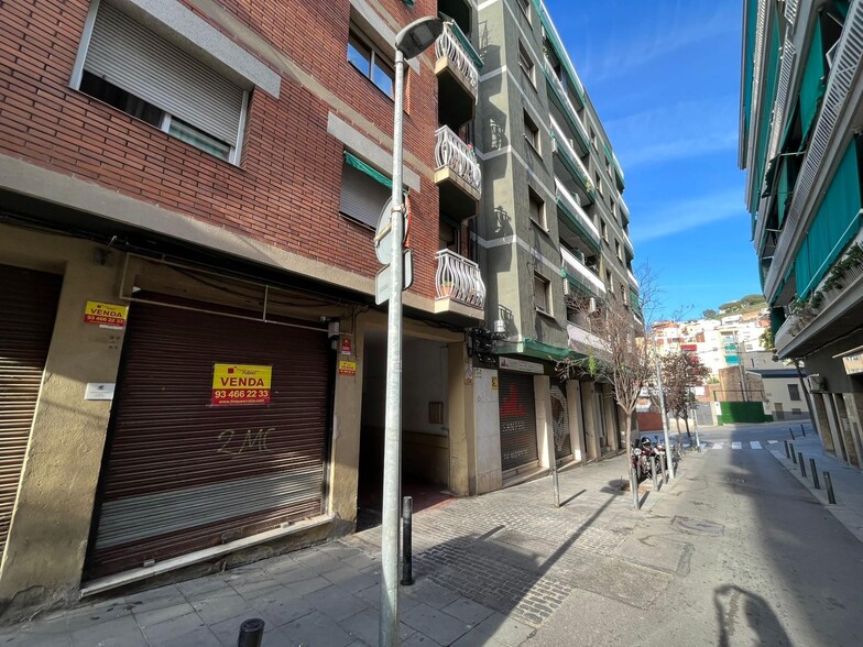 Carrer de Singuerlín, Santa Coloma de Gramenet, Barcelona en venta - Foto del edificio - Imagen 1 de 3