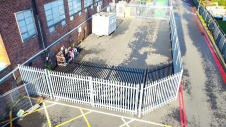 Terreno en East Lane, Wembley en alquiler - Foto principal - Imagen 1 de 2