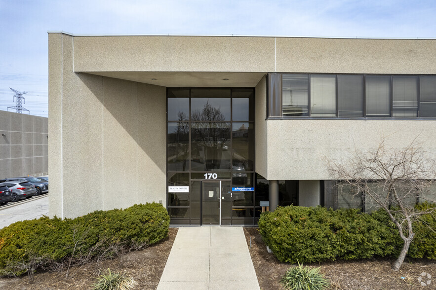 170 Duffield Dr, Markham, ON en alquiler - Foto del edificio - Imagen 3 de 4