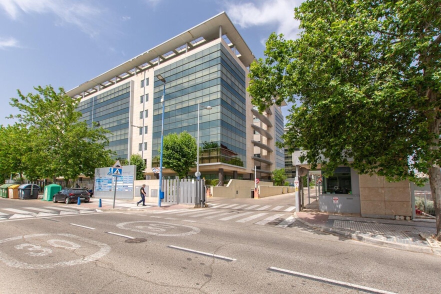 Oficina en Rivas-Vaciamadrid, Madrid en alquiler - Foto del edificio - Imagen 2 de 9