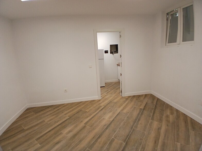 Oficina en Madrid, Madrid en alquiler - Foto del edificio - Imagen 3 de 9