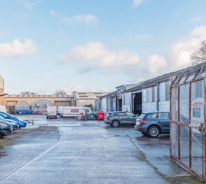 South Marston, South Marston en venta - Foto del edificio - Imagen 3 de 4