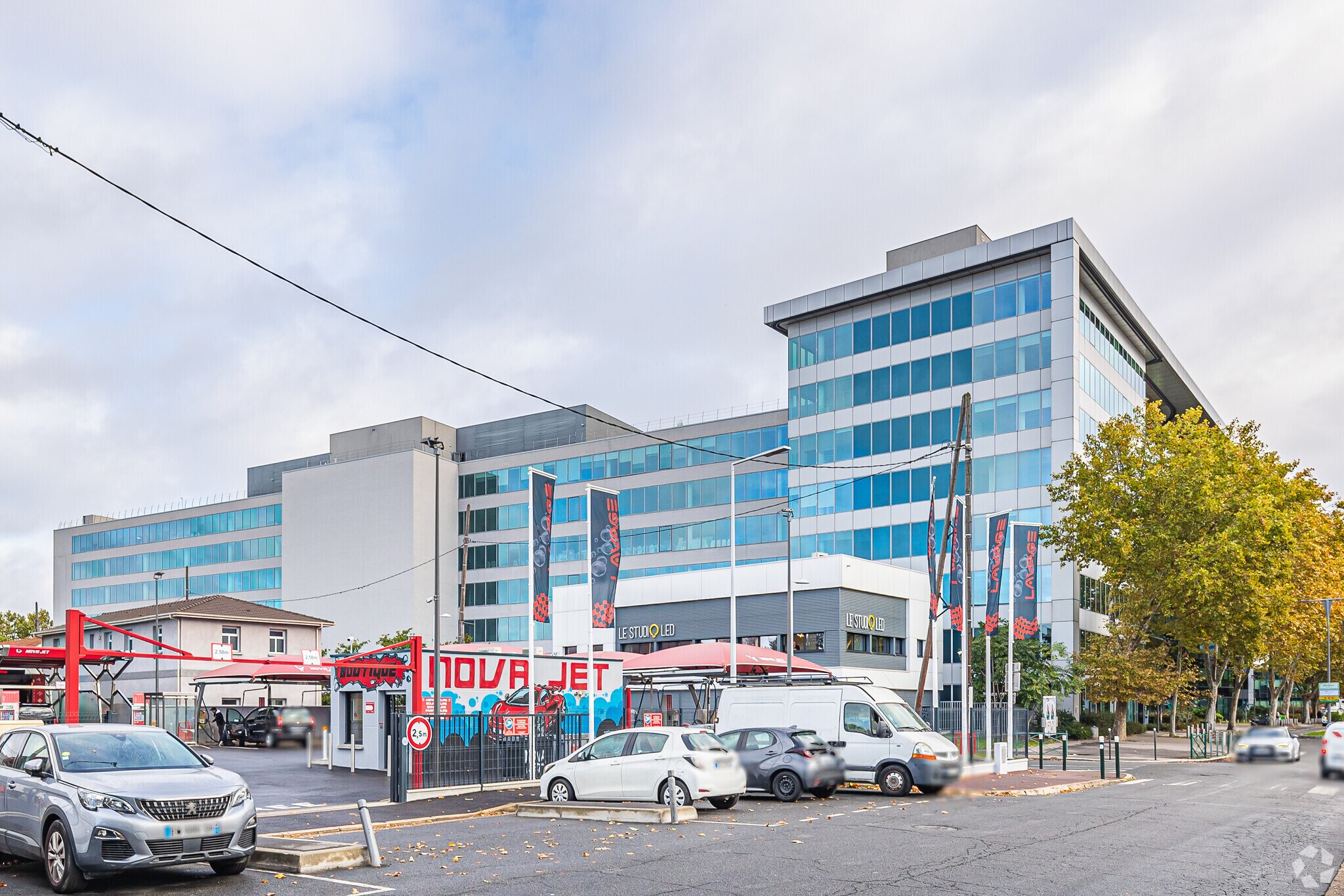 420 Rue D'Estienne D'Orves, Colombes en alquiler Foto del edificio- Imagen 1 de 11
