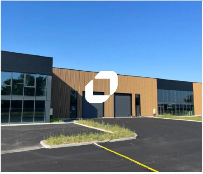 317 Rue Du Vauzel, Ambérieux en alquiler - Foto del edificio - Imagen 3 de 7