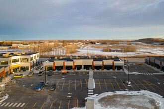 2 Royal Vista Link NW, Calgary, AB - VISTA AÉREA  vista de mapa - Image1