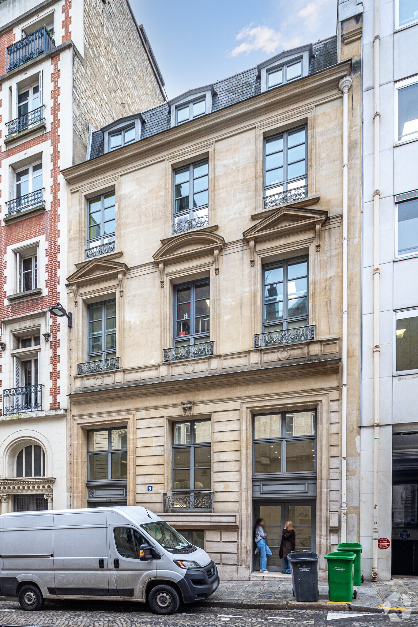 9 Rue Christophe Colomb, Paris en alquiler Foto del edificio- Imagen 1 de 3