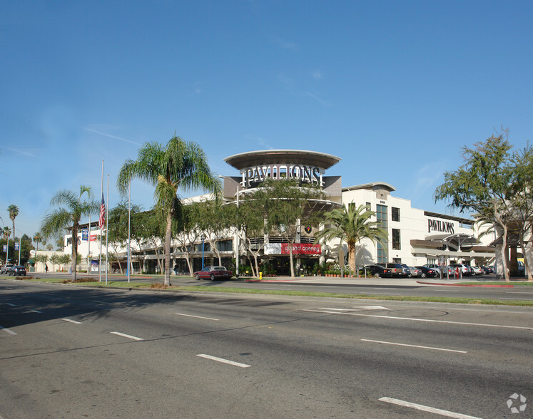 8951 Santa Monica Blvd, West Hollywood, CA en alquiler - Foto del edificio - Imagen 3 de 13