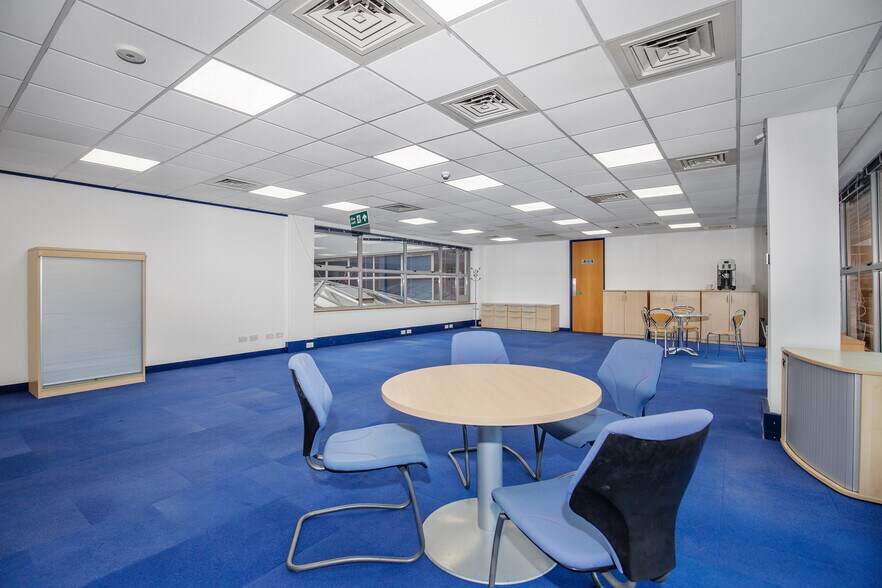 55 Station Rd, Beaconsfield en alquiler - Foto del interior - Imagen 2 de 7