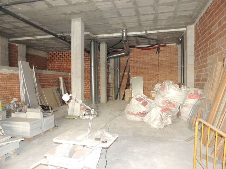 Local en Molina de Segura, Murcia en venta - Foto del interior - Imagen 3 de 4