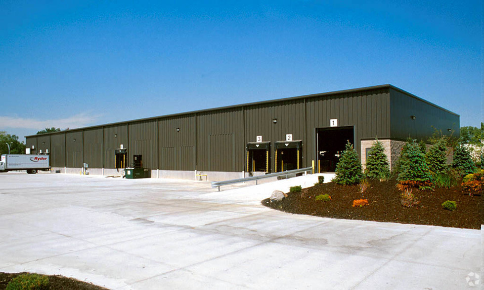 4550 Hinckley Ind Pky, Cleveland, OH en alquiler - Otros - Imagen 2 de 3