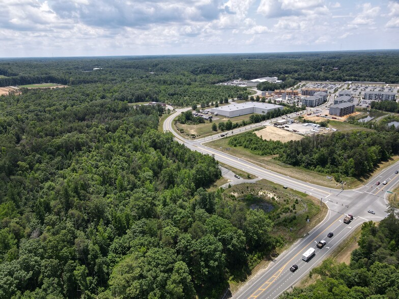 9525 Crossroads Pkwy, Fredericksburg, VA en venta - Foto del edificio - Imagen 1 de 4