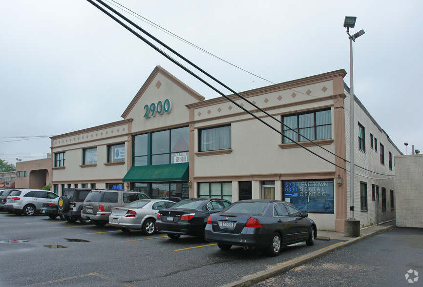 2900 Hempstead Tpke, Levittown, NY en alquiler - Foto del edificio - Imagen 1 de 6