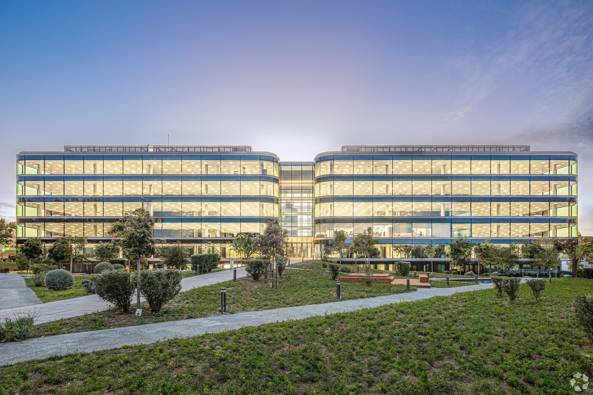 Calle Nanclares de Oca, 17, Madrid, Madrid en alquiler Foto del edificio- Imagen 1 de 36