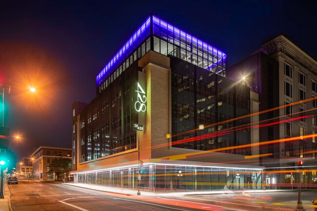 Más detalles de 428 Minnesota St, Saint Paul, MN - Oficina, oficina/local en alquiler