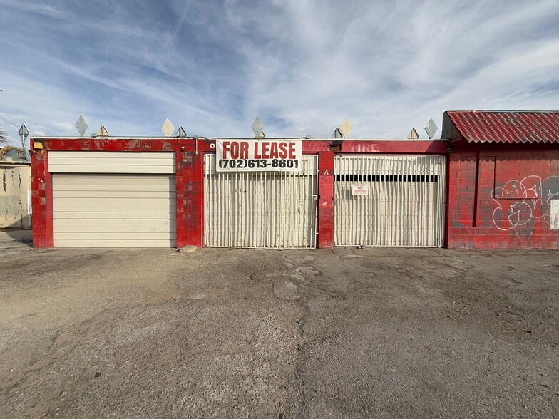 1961 E Charleston Blvd, Las Vegas, NV en alquiler - Foto del edificio - Imagen 1 de 1