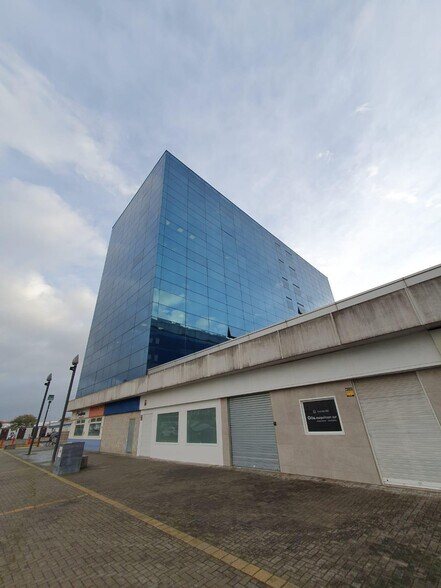 Oficina en SEVILLA en alquiler - Foto del edificio - Imagen 2 de 5