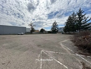 Décines-Charpieu - AÉREA  vista de mapa