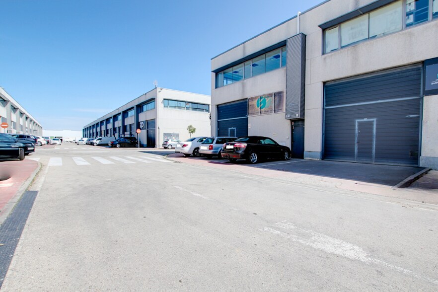 Nave en Meco, Madrid en venta - Foto del edificio - Imagen 3 de 4
