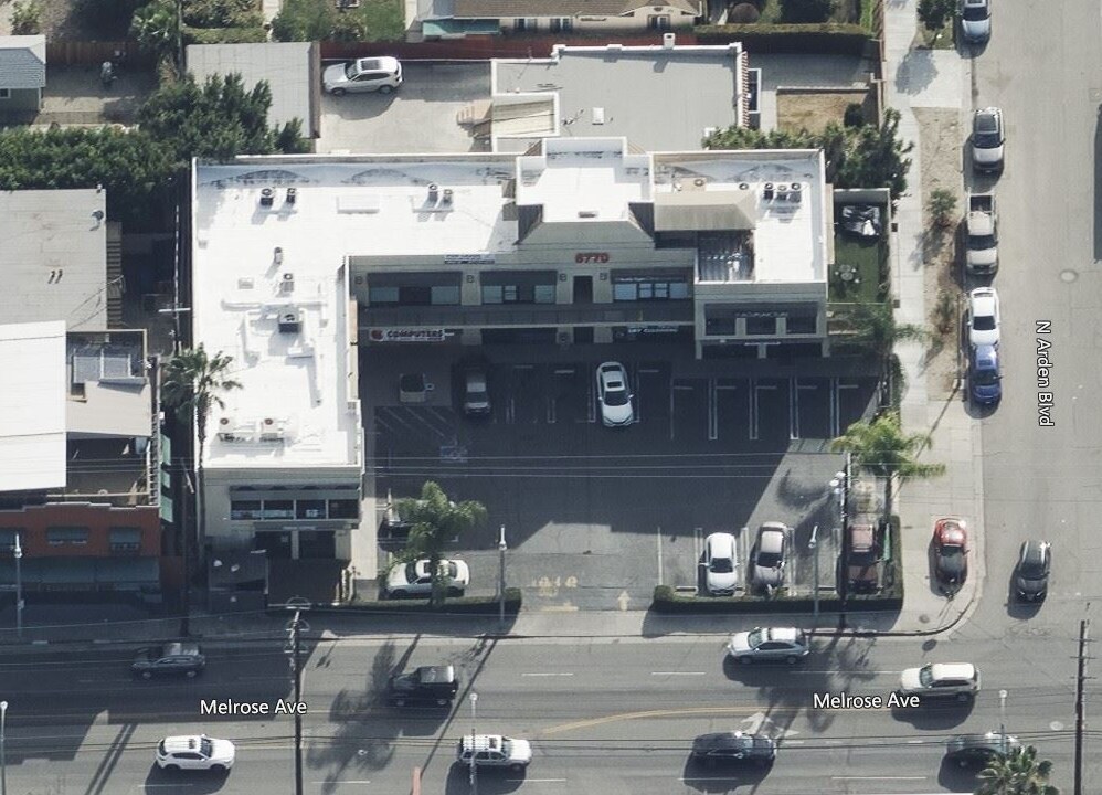 5770 Melrose Ave, Los Angeles, CA en alquiler Foto del edificio- Imagen 1 de 6