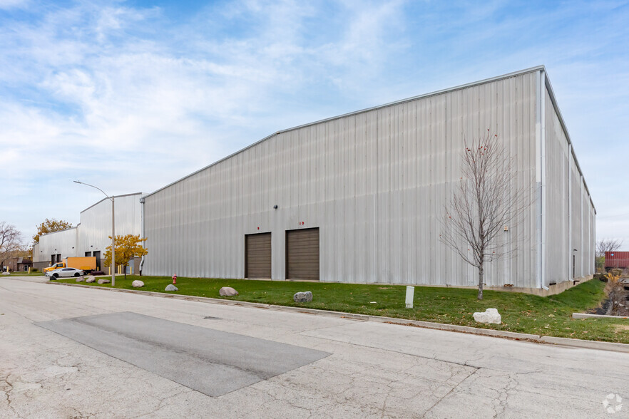 1001 Industrial Dr, Bensenville, IL en alquiler - Foto del edificio - Imagen 3 de 21