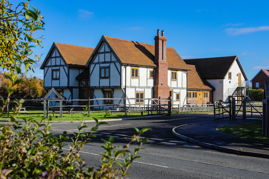 Abingdon Rd, Abingdon en alquiler - Foto del edificio - Imagen 2 de 28