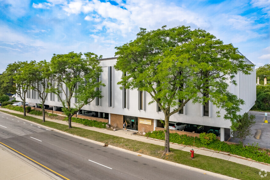 10024 Skokie Blvd, Skokie, IL en alquiler - Foto del edificio - Imagen 2 de 8