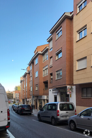 Calle De Perú, 3, Guadalajara, Guadalajara en alquiler - Foto del edificio - Imagen 2 de 2