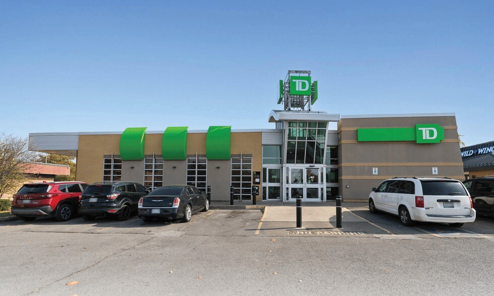 Ontario Retail Portfolio cartera de 2 inmuebles en venta en LoopNet.es - Foto del edificio - Imagen 2 de 3