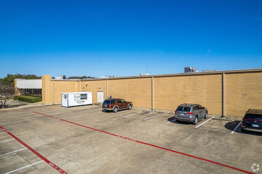 4400-4440 Beltway Dr, Addison, TX en alquiler - Foto del edificio - Imagen 3 de 5