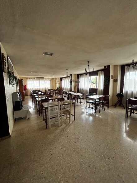 Local en Córdoba en alquiler - Foto del edificio - Imagen 1 de 19