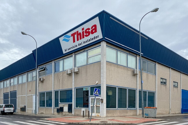 Más detalles de Calle Sierra Grazalema, 2, Fuenlabrada - Nave en venta