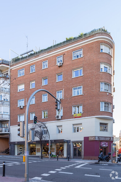 Calle López Hoyos, 76, Madrid, Madrid en alquiler - Foto del edificio - Imagen 3 de 3