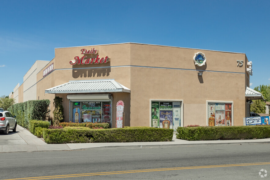 75 E Patriot Blvd, Reno, NV en alquiler - Foto del edificio - Imagen 3 de 8