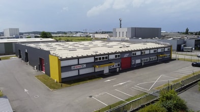 9 Avenue Du Maréchal De Lattre De Tassigny, Meyzieu, RHO - AÉREA  vista de mapa