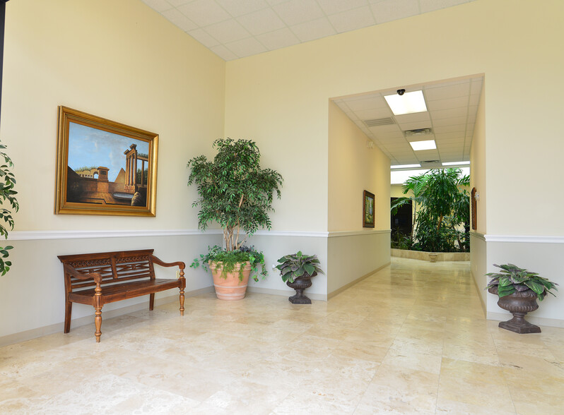 1416 Campbell Rd, Houston, TX en alquiler - Foto del interior - Imagen 2 de 5