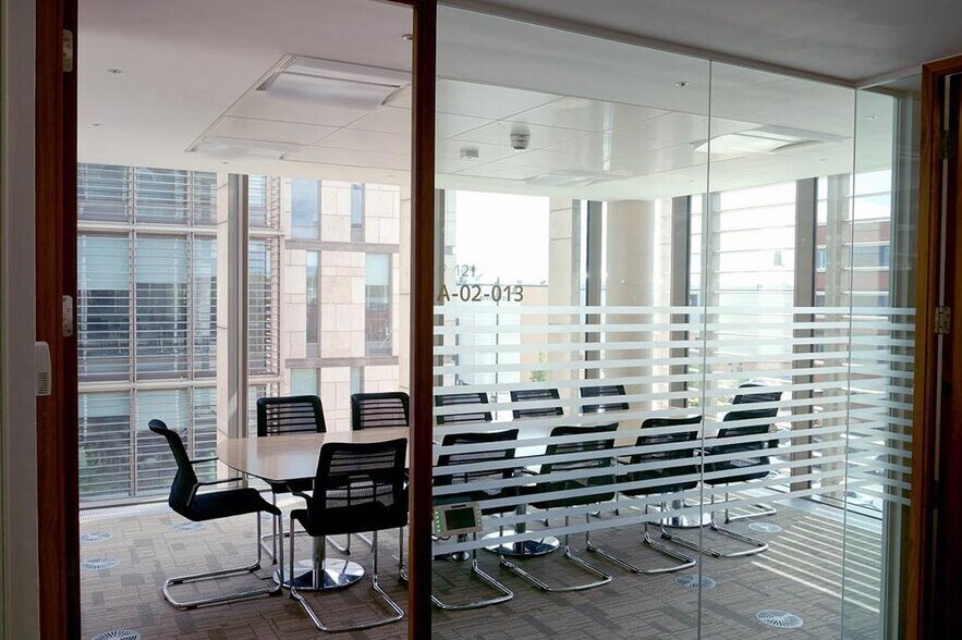 2 Staffordshire Pl, Stafford en alquiler - Foto del edificio - Imagen 3 de 20