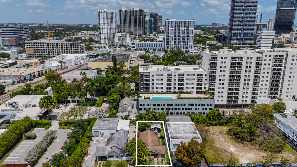 133 NE 24th St, Miami, FL en venta - Foto del edificio - Imagen 3 de 11