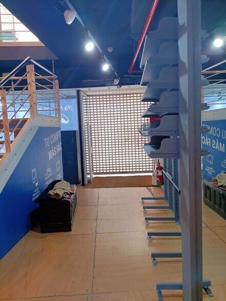 Local en Cáceres en alquiler - Foto del edificio - Imagen 3 de 10