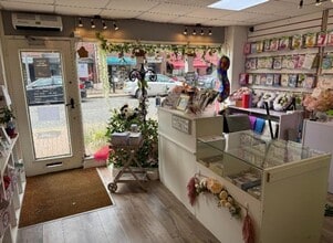 Shop 1, The Centre, Prospect House, The Broadway, Farnham Common en alquiler Foto del interior- Imagen 2 de 3