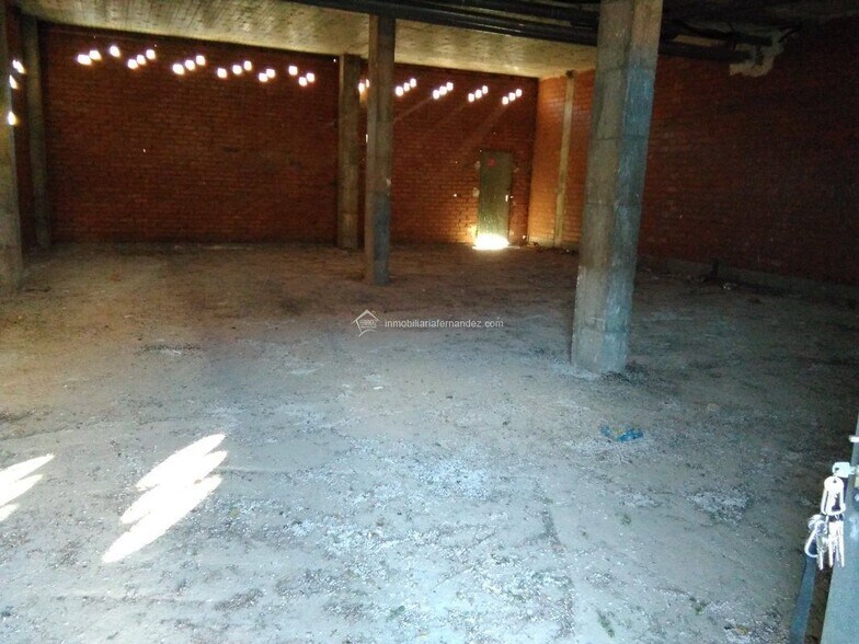 Local en Cáceres en alquiler - Foto del interior - Imagen 1 de 5