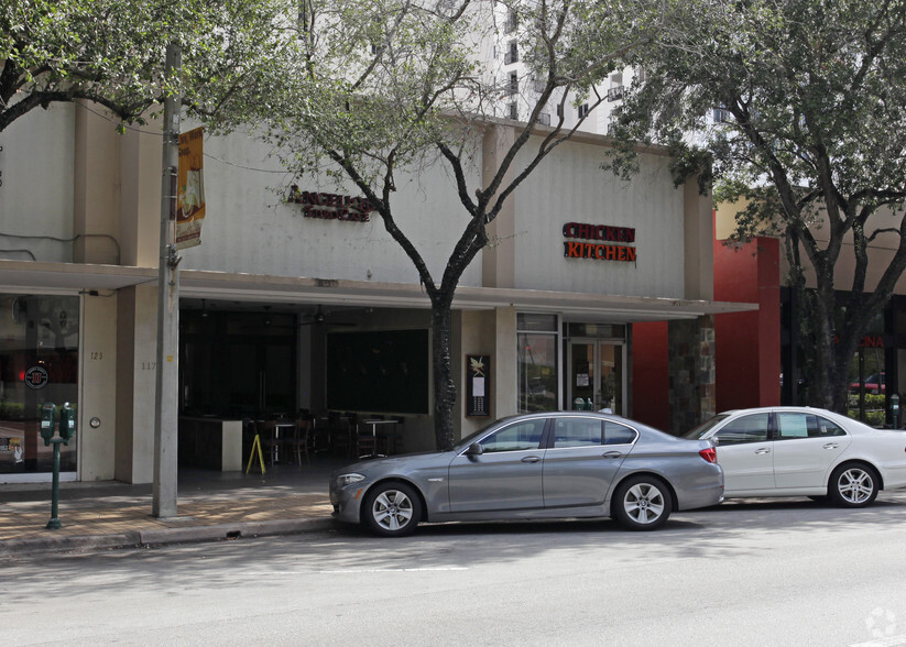 111 Miracle Mile, Coral Gables, FL en alquiler - Foto del edificio - Imagen 3 de 5