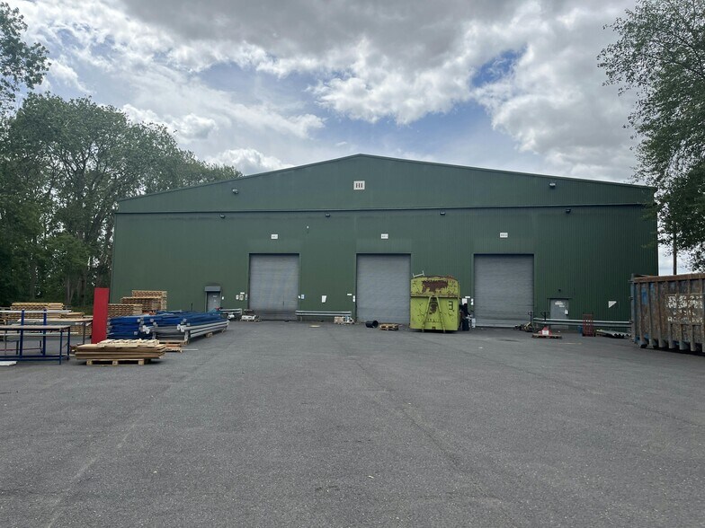 Ashendon Rd, Westcott en alquiler - Foto del edificio - Imagen 1 de 31