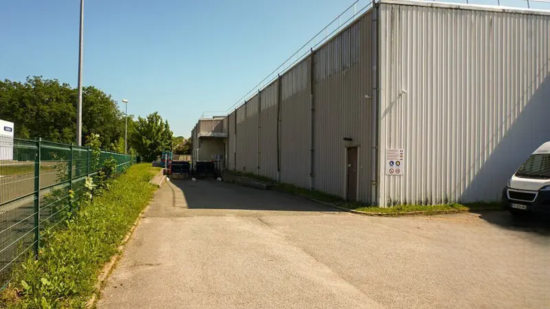 Flex en Mainvilliers en alquiler - Foto del edificio - Imagen 3 de 4