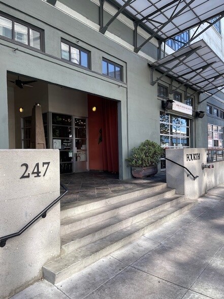 247 4th St, Oakland, CA en venta - Foto del edificio - Imagen 1 de 7